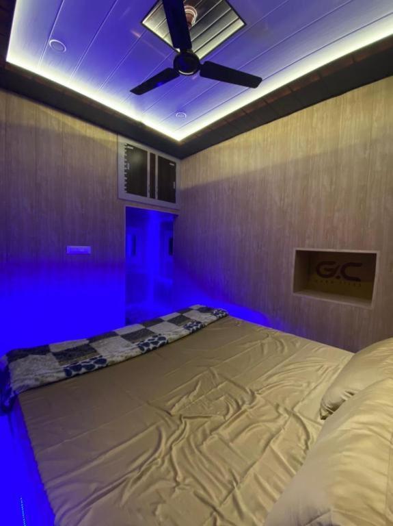 ורנאסי Namo Guest House Only For Indians מראה חיצוני תמונה